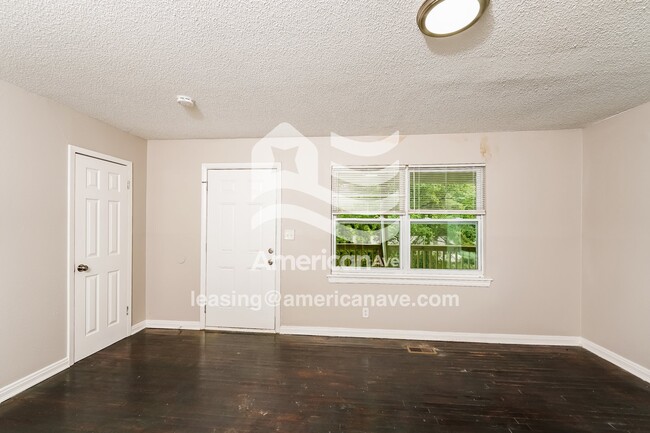 Photo - 820 Vanderbilt St