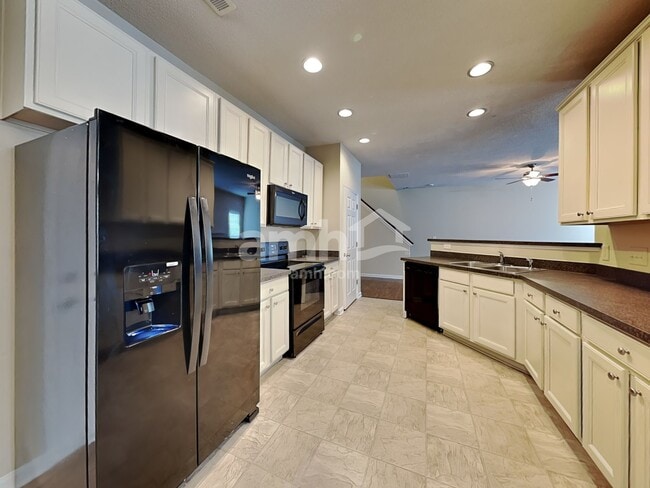 Photo - 696 Winners Cir