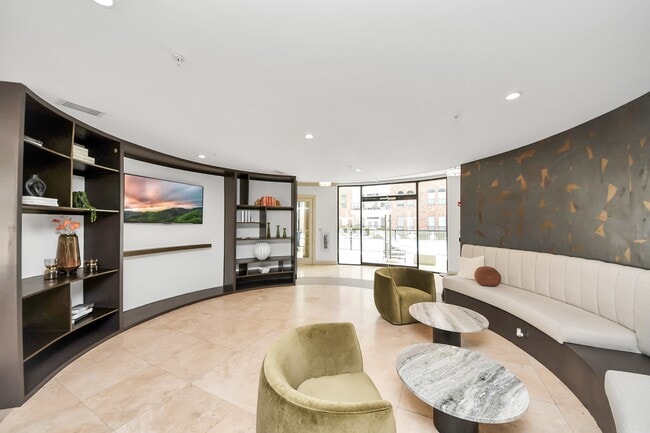 Building Photo - 6363 San Felipe St Unit 260