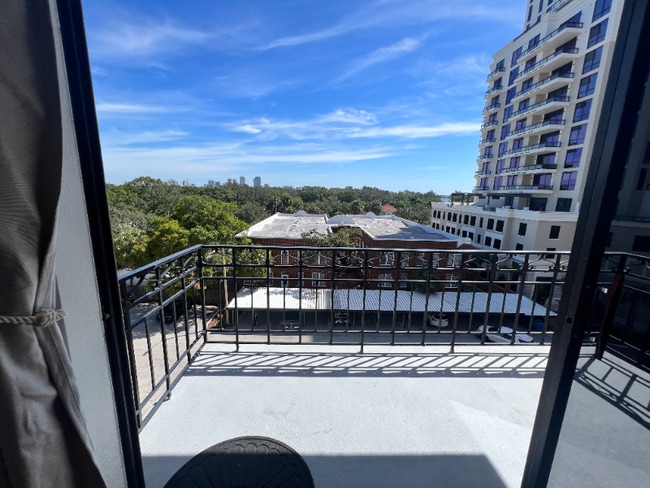 Photo - 2109 Bayshore Blvd Unit 506