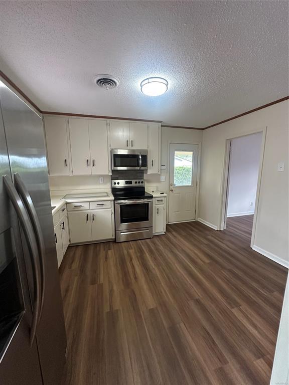 4336 Donovan Dr