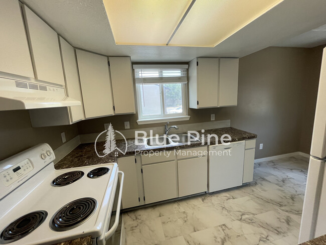 Photo - 322 Fredregill Rd Unit 2