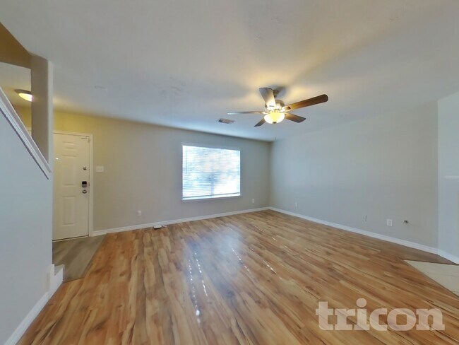 Photo - 1910 Flycaster Dr