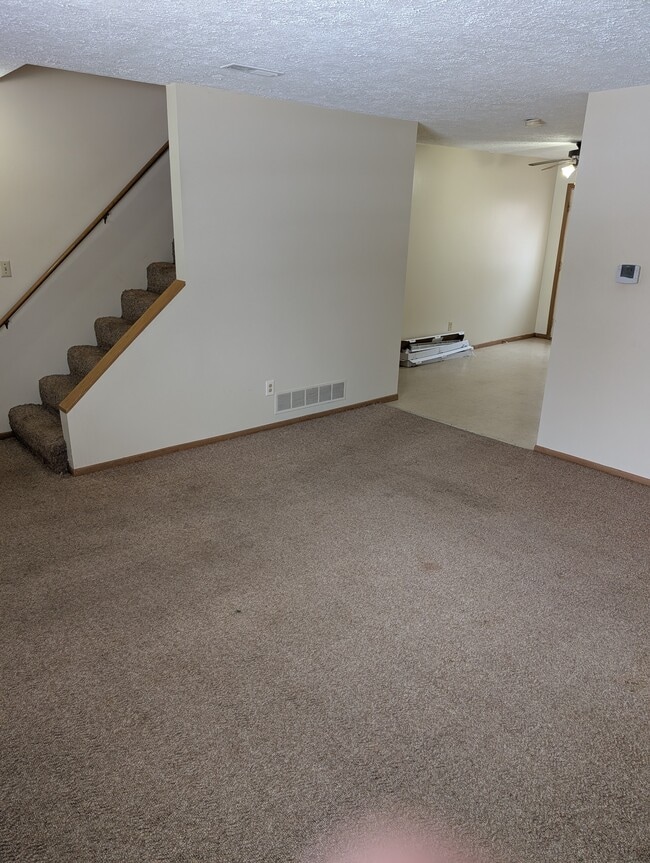 Photo - 521 Hinderer Ave SW Unit 521