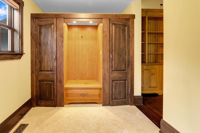 Photo - 521 Redmond-Fall City Rd SE