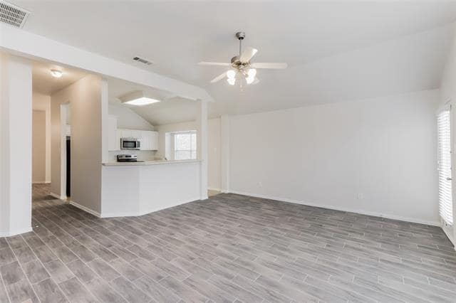 Photo - 1039 Barrymore Ln
