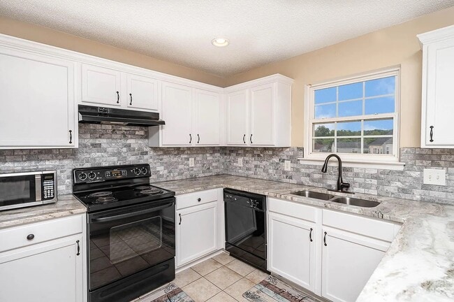 Photo - 10510 Plantain Ct