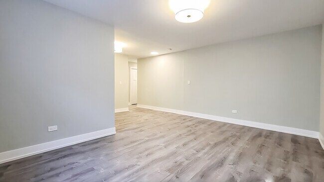 Photo - 454 W Barry Ave Unit C