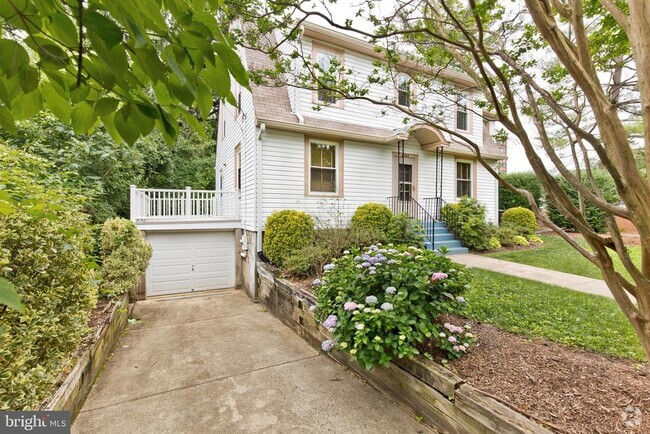 Building Photo - 4344 Old Dominion Dr Rental