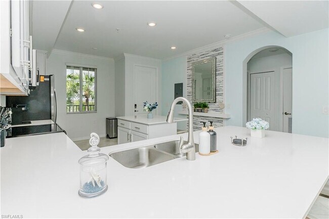 Photo - 6058 National Blvd