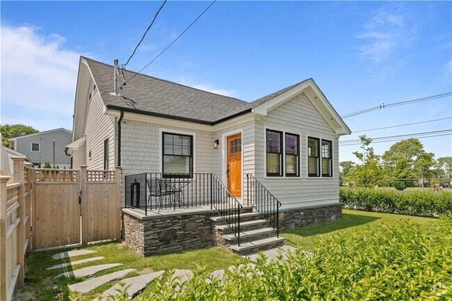 Building Photo - 109 Carroll Ave Rental