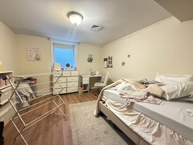 Photo - 45 Radnor Rd Unit 1
