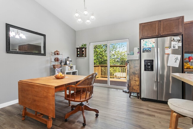 Photo - 115 N 34th St
