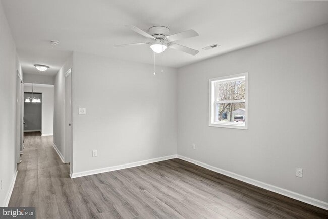 Photo - 467 W Atlantic Ave