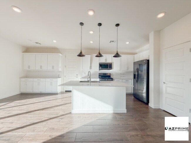 Photo - Unveil Your Dream Home in this Stunning 4/2.5 Oasis in Exclusive Phoenix Gated Community.