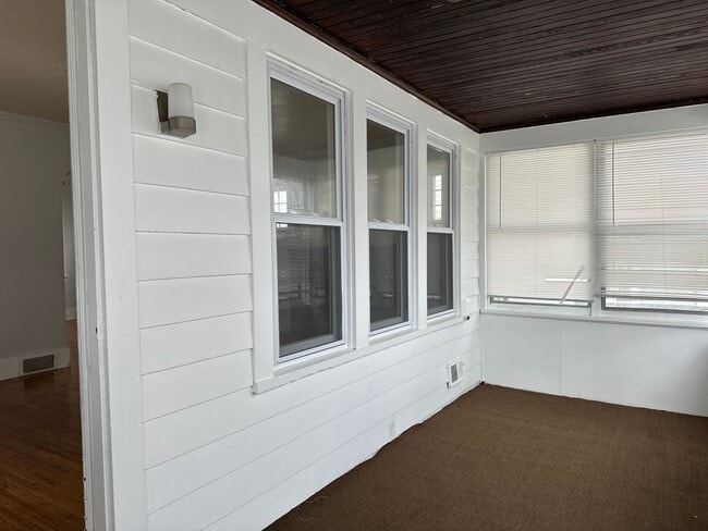 Photo - YOU WILL LOVE THIS HOME . CALL NOW FOR APPOINTMENT !!!