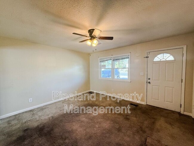 Photo - 3893 Cumberland Rd