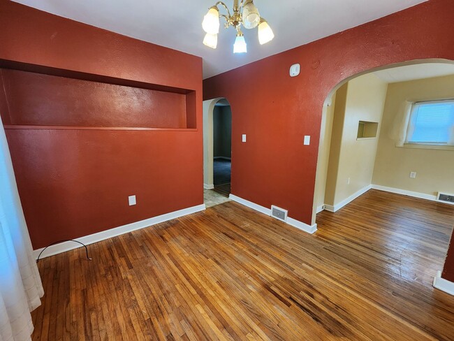 Photo - Two Bedroom Home in Normal
