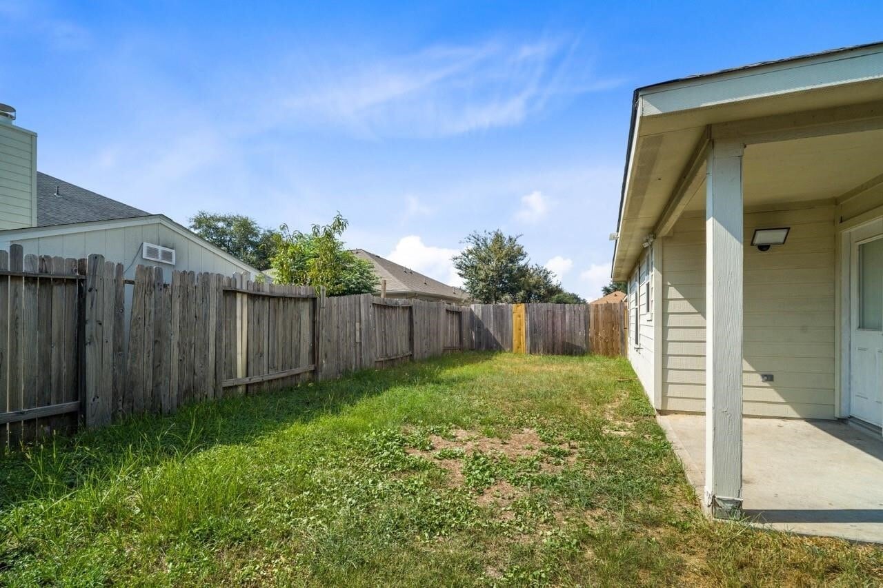 Photo - 6631 Portlick Dr