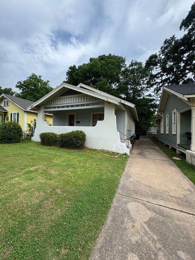Close to Centenary College and Barksdale A... - Close to Centenary College and Barksdale A... House