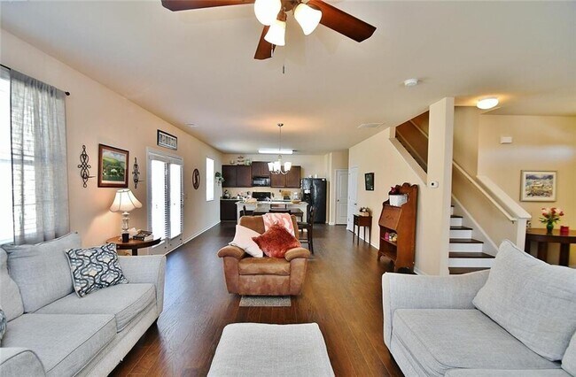 Photo - 3110 Boxwood Crossing