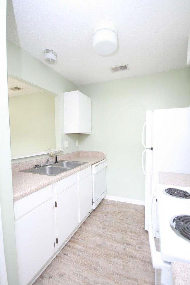115a Westscott Dr