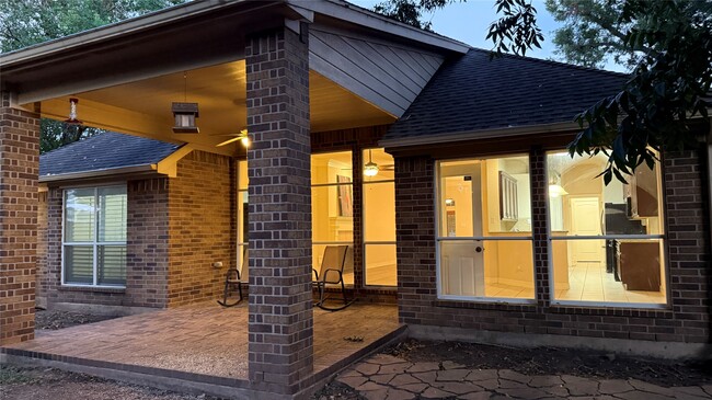 Photo - 931 Opal Chase Dr
