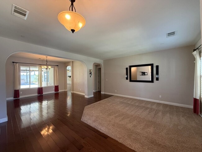 Photo - Beautiful 4 Bedroom + Office Home in Grand Island!