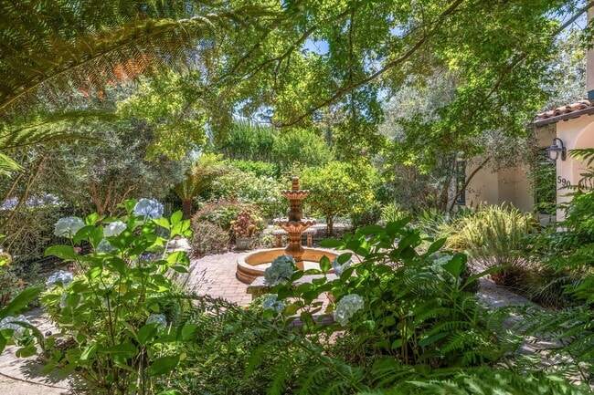 Photo - Mediterranean Beauty in Crescent Park – 5B...