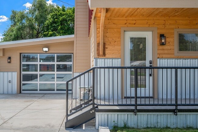 Photo - Complete Rebuild Modern Finishes 3 Bedroom 2 Bath Spokane Valley Home fenced backyard