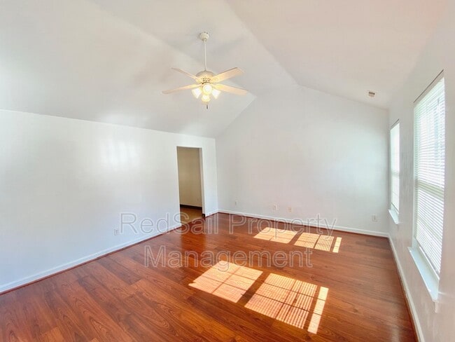 Photo - 500 Windward Dr
