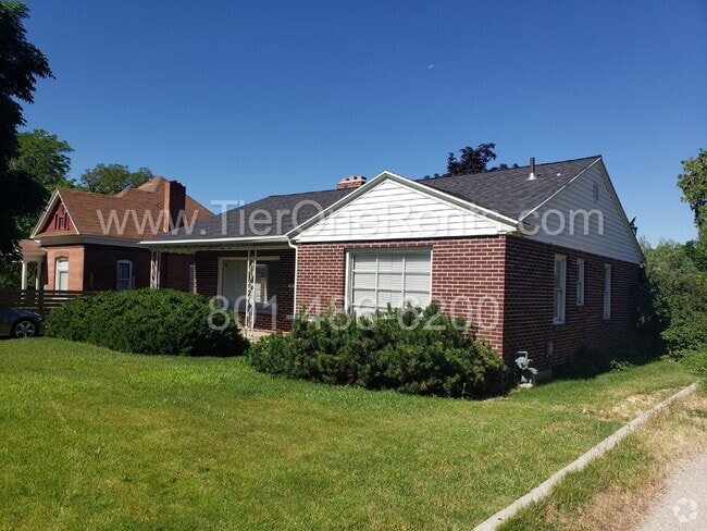 Building Photo - This property offers a NO DEPOSIT option a... Rental