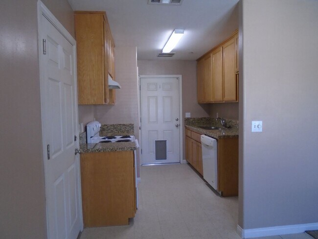 Photo - 620 W Day Ave Unit A