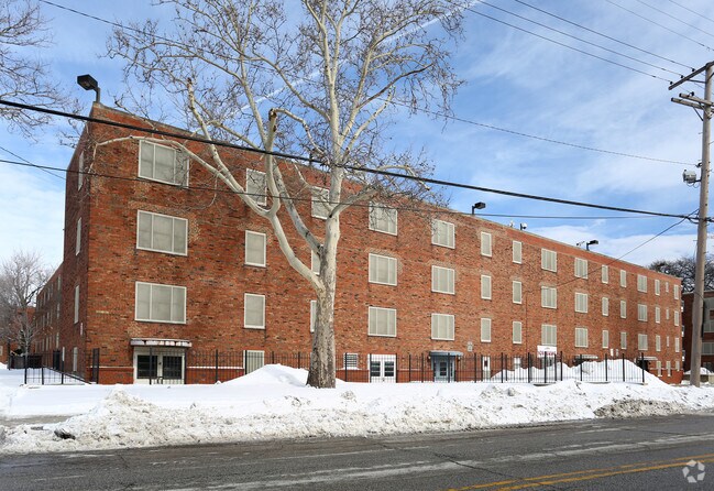 Cedar Estates - Cedar Estates Apartments