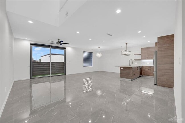 Photo - 28 Sunset Dr Townhome