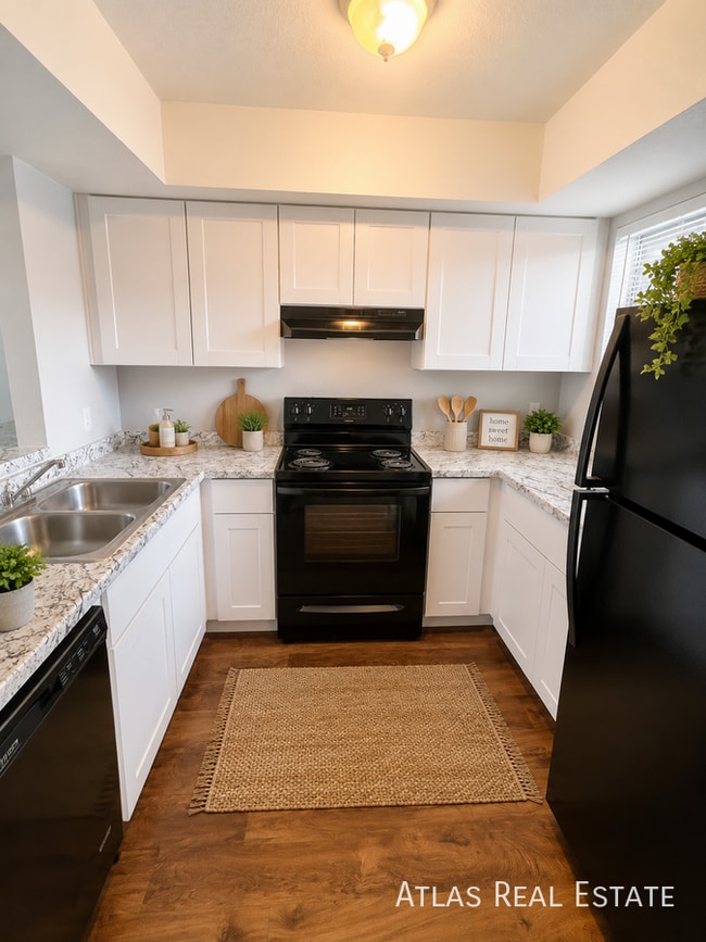 2820 E Kathleen Rd Unit 103