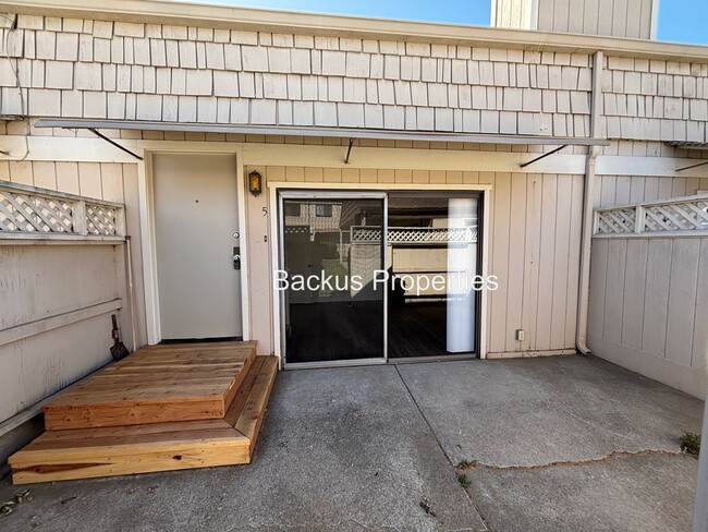 Private townhuse style condo facing grassy... - Private townhuse style condo facing grassy...