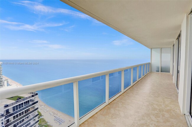 Photo - 1830 S Ocean Dr Condominio Unidad Direct Ocean