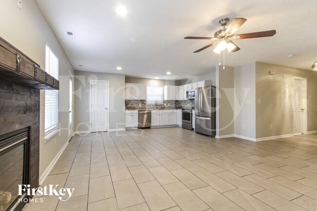 Photo - 235 Heartwood Hill