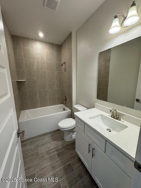 Photo - 657 Clearwater Ave