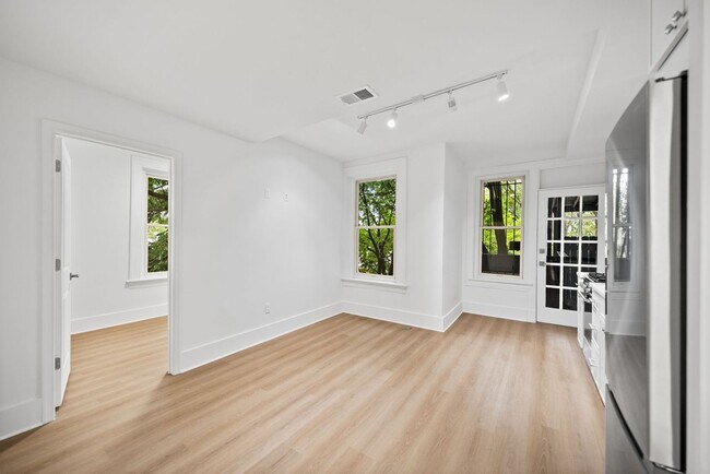 Photo - Brand-New Luxury Residences in the Heart o...