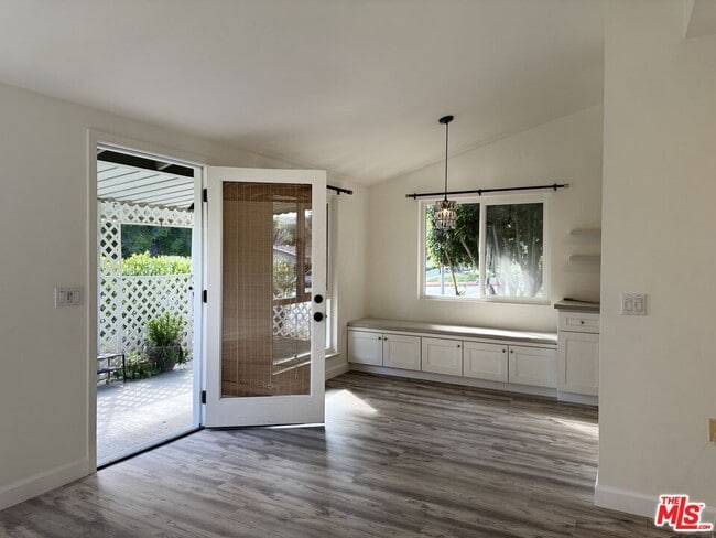 Photo - 26707 Oak Crossing Rd Unidad A