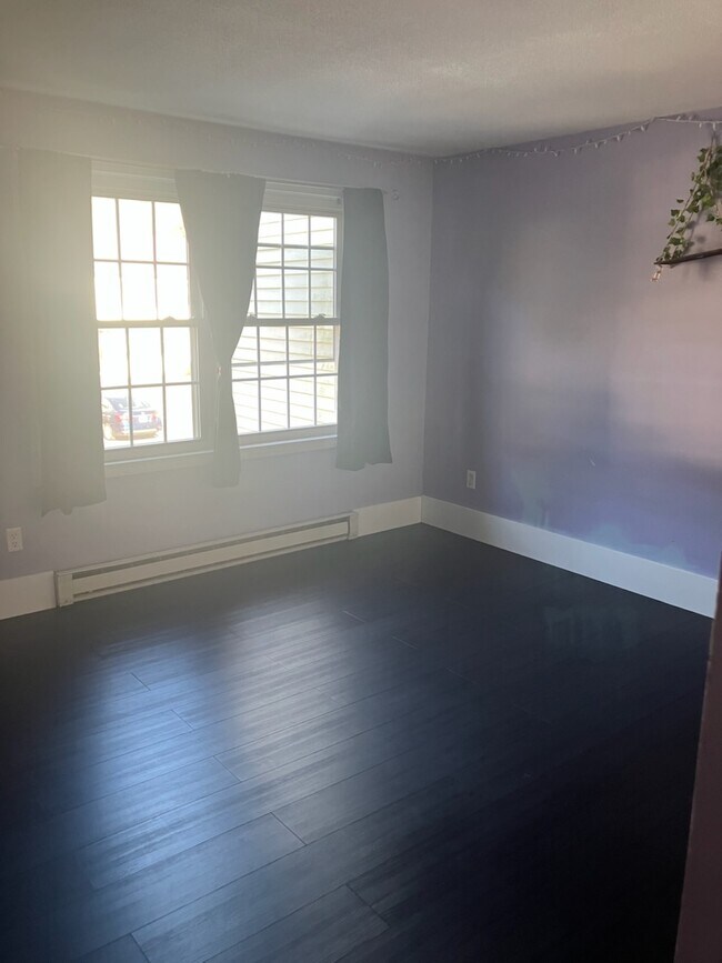 Master Bedroom - 814 Court St Unit E