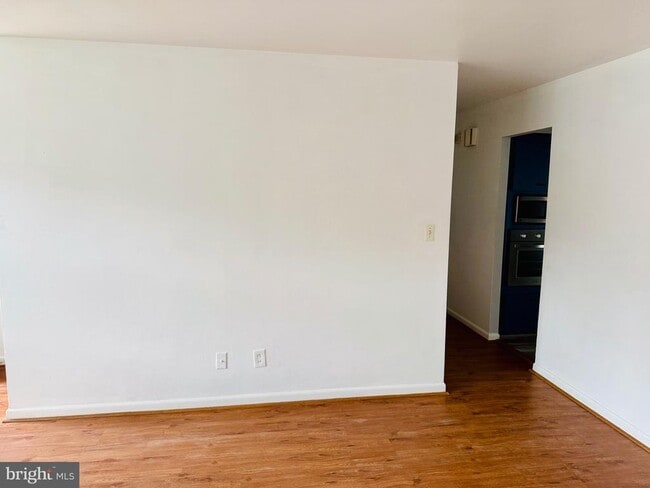 Photo - 8619 Lucerne Rd