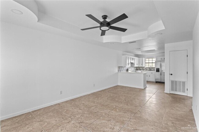 Photo - 14 E Peter St Unidad 3