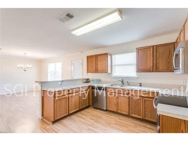 Photo - 1216 Jackson Dr