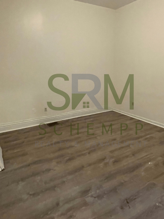 Photo - Updated three bedroom two bathroom home in West Louisville! *Section 8 accepted*