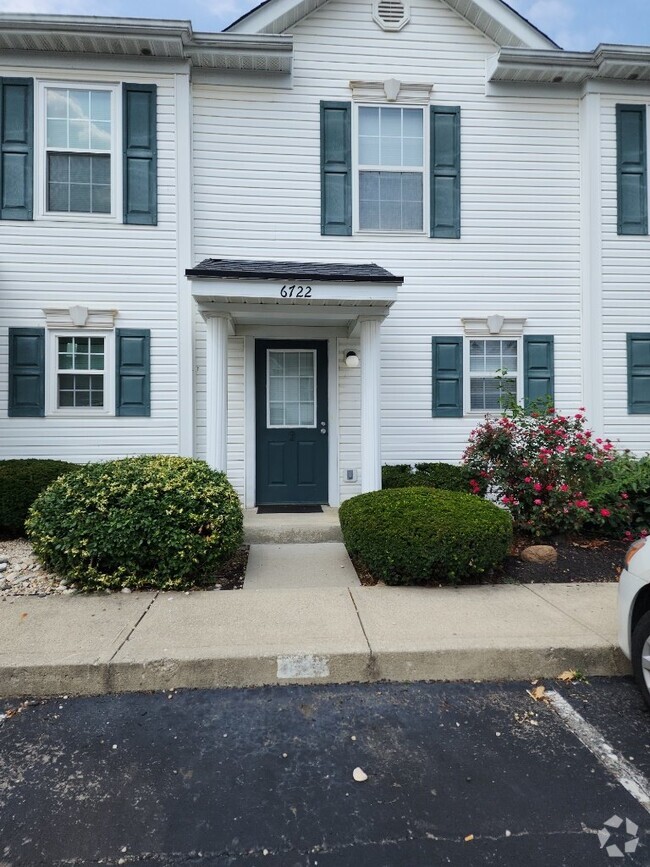 Building Photo - "Charming 2-Bed Condo Retreat on Axtel Dri...