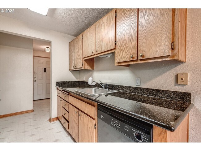 Photo - 12600 SE Freeman Way Unit 38