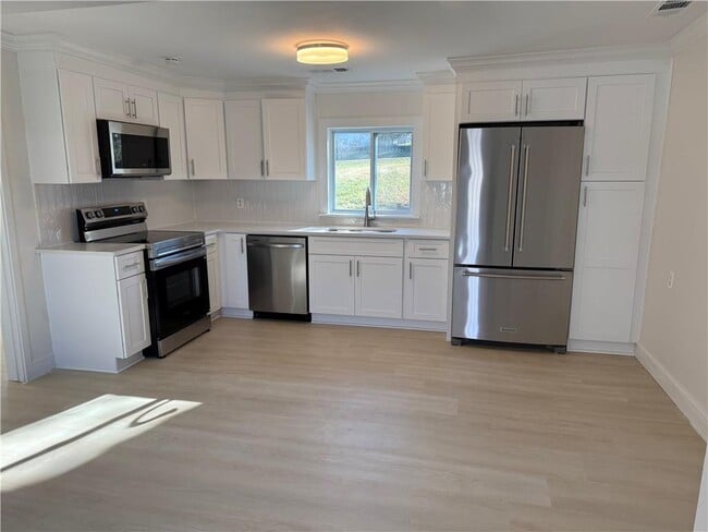 Photo - 3915 Dahlonega Hwy